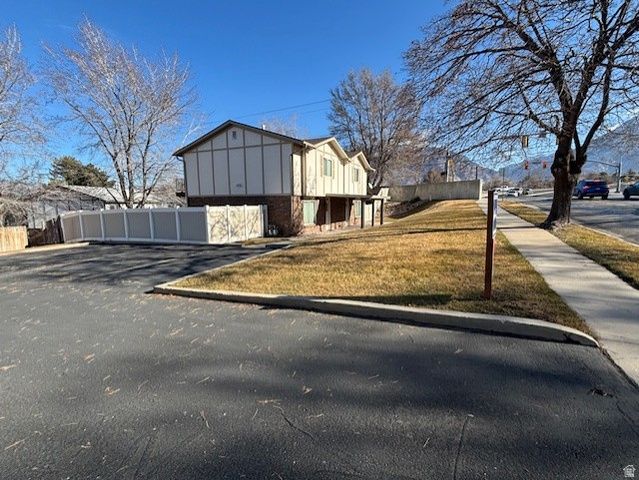 1997 E PARKRIDGE DR, Cottonwood Heights, UT 84121