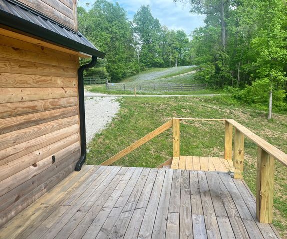 220 Mt Hope Road, Morehead, KY 40351