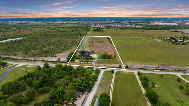 3424 S Old Bastrop Highway, San Marcos, TX 78666