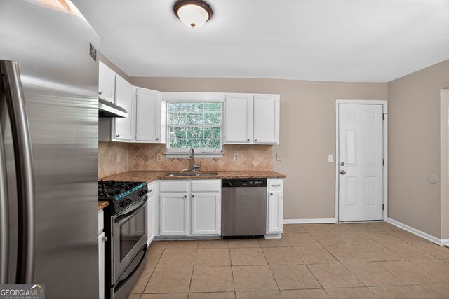 1298 Baywood Glen, Lithonia, GA 30058
