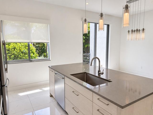 1851 NW 40th Drive, Boca Raton, FL 33431