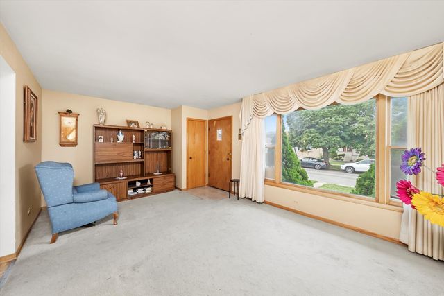 5737 S Mason Avenue, Chicago, IL 60638