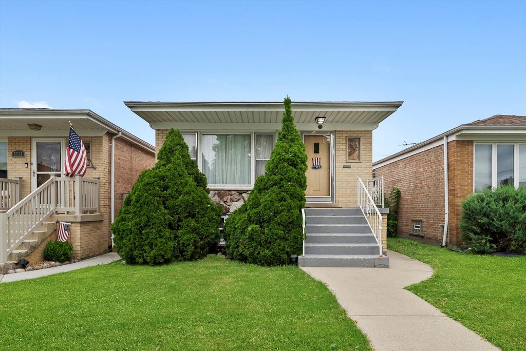 5737 S Mason Avenue, Chicago, IL 60638