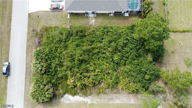 3304 61st ST W, Lehigh Acres, FL 33971