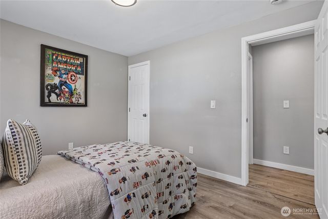 22719 1st Place W, Bothell, WA 98021