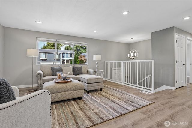 22719 1st Place W, Bothell, WA 98021