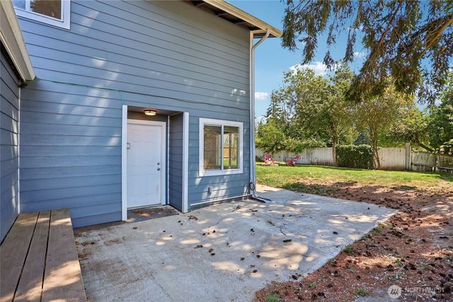 22719 1st Place W, Bothell, WA 98021