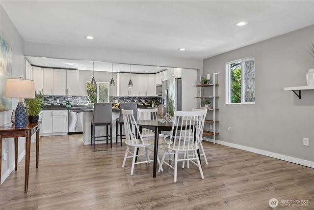 22719 1st Place W, Bothell, WA 98021