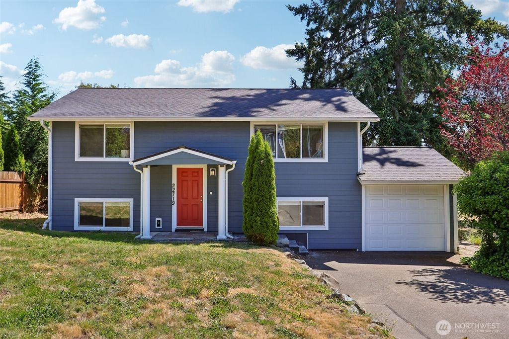22719 1st Place W, Bothell, WA 98021