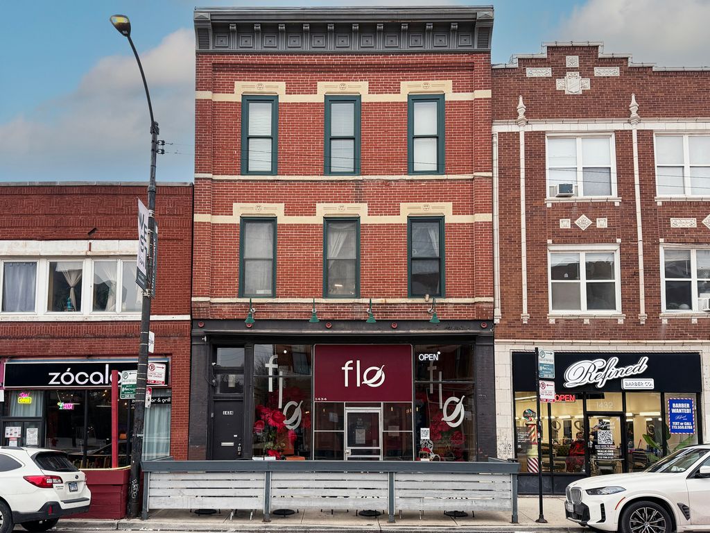 1434 W Chicago Avenue, Chicago, IL 60642