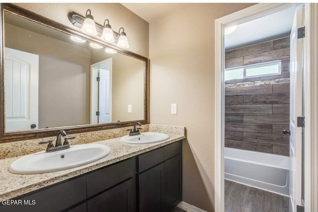 437 Orchard Park Drive, Clint, TX 79836