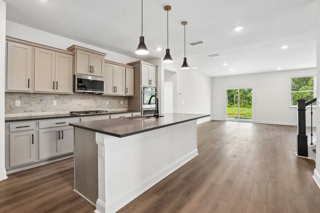 227 Jasmine Way, La Vergne, TN 37086