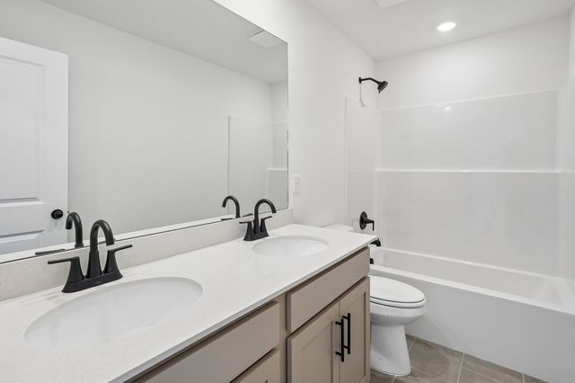 227 Jasmine Way, La Vergne, TN 37086