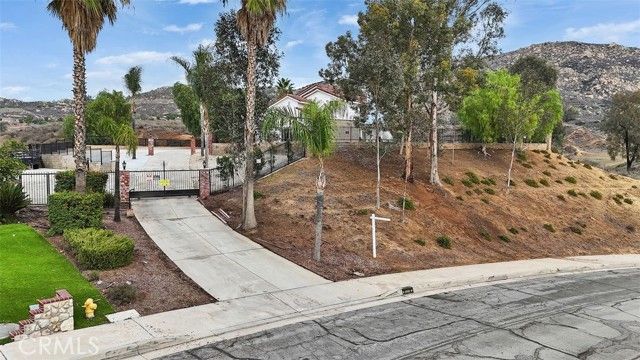 10161 Canyon Vista, Moreno Valley, CA 92557