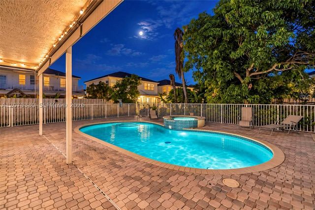 2566 SW 158th Ave, Miramar, FL 33027