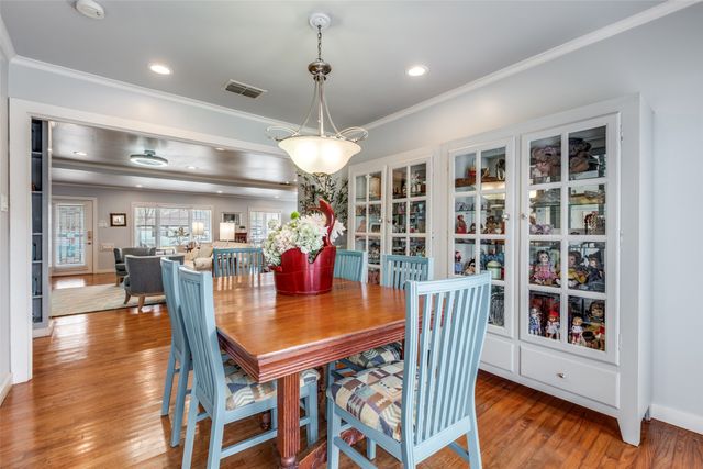 6463 Highgate Lane, Dallas, TX 75214