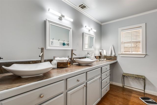 6463 Highgate Lane, Dallas, TX 75214