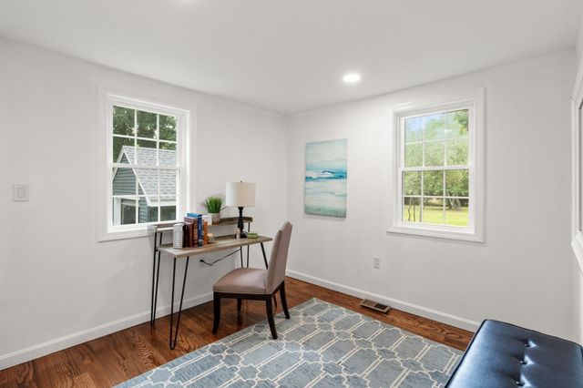 122 York St, Stoughton, MA 02072
