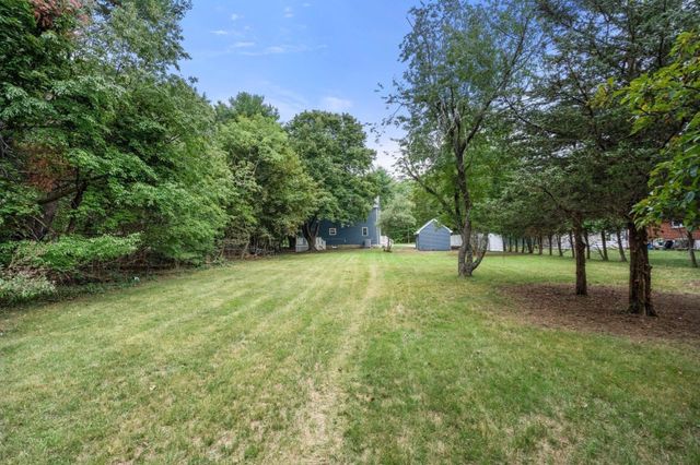 122 York St, Stoughton, MA 02072