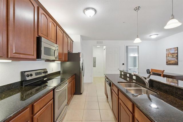 4816 CAYVIEW AVENUE 201, Orlando, FL 32819