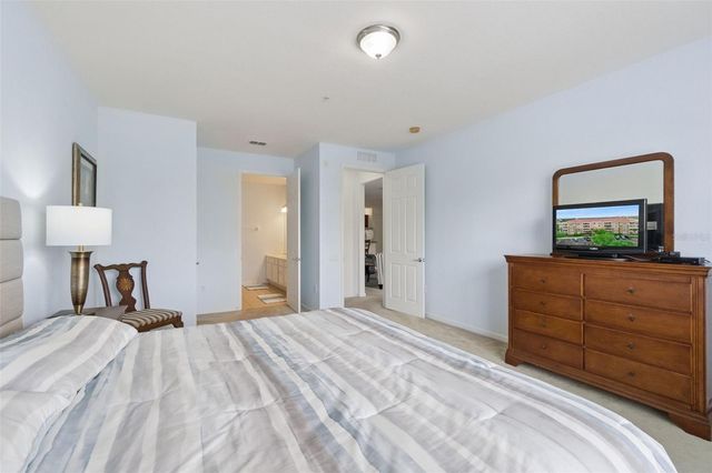 4816 CAYVIEW AVENUE 201, Orlando, FL 32819