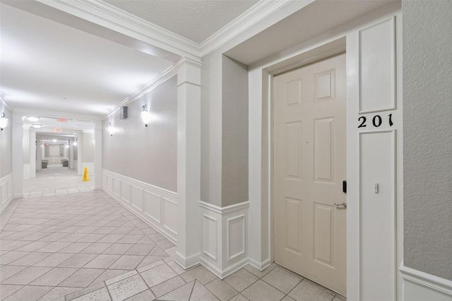 4816 CAYVIEW AVENUE 201, Orlando, FL 32819