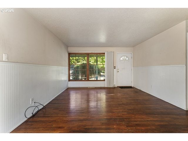 3301 Se 175TH Pl, Portland, OR 97236