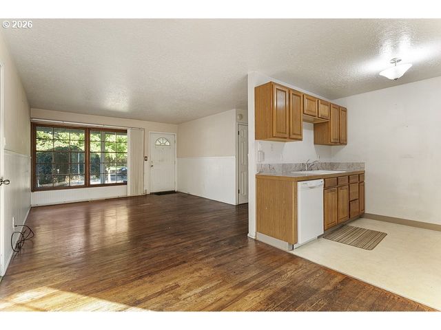 3301 Se 175TH Pl, Portland, OR 97236