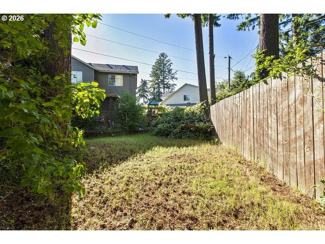 3301 Se 175TH Pl, Portland, OR 97236