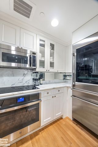 502 Park Ave Apt 11A, New York City, NY 10022