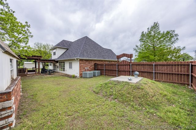 1425 Folsom, Durant, OK 74701