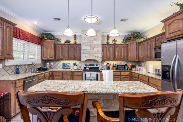 1425 Folsom, Durant, OK 74701