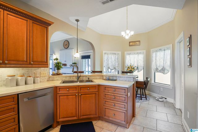 236 THOROUGHBRED LANE, Alabaster, AL 35007