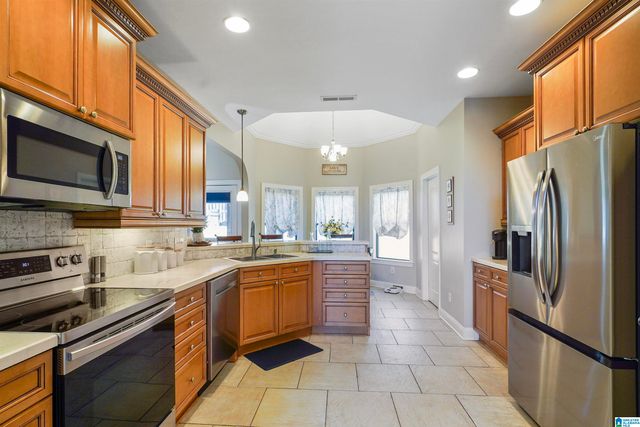 236 THOROUGHBRED LANE, Alabaster, AL 35007