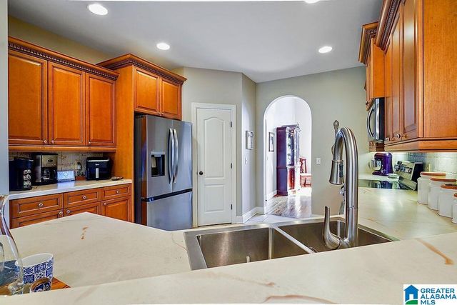 236 THOROUGHBRED LANE, Alabaster, AL 35007