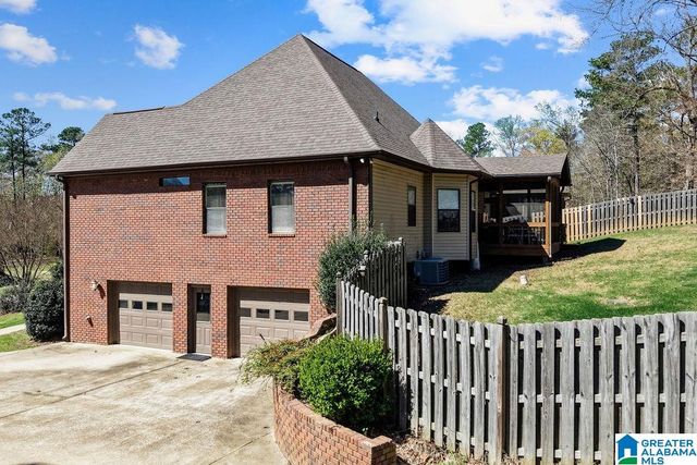 236 THOROUGHBRED LANE, Alabaster, AL 35007