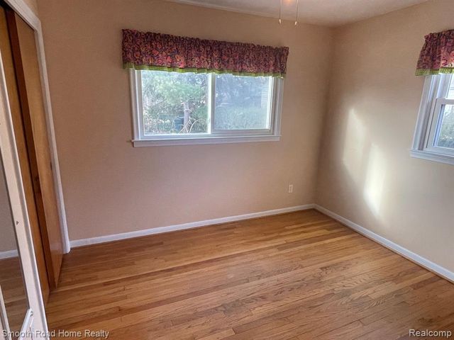 1414 Fairway Court, Dearborn, MI 48124