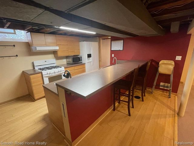 1414 Fairway Court, Dearborn, MI 48124