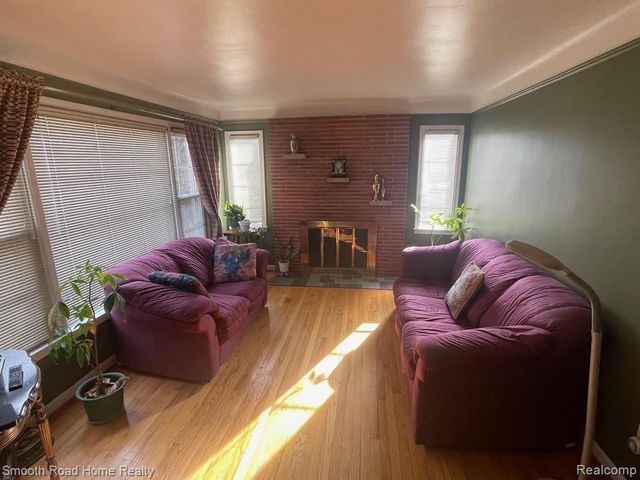 1414 Fairway Court, Dearborn, MI 48124