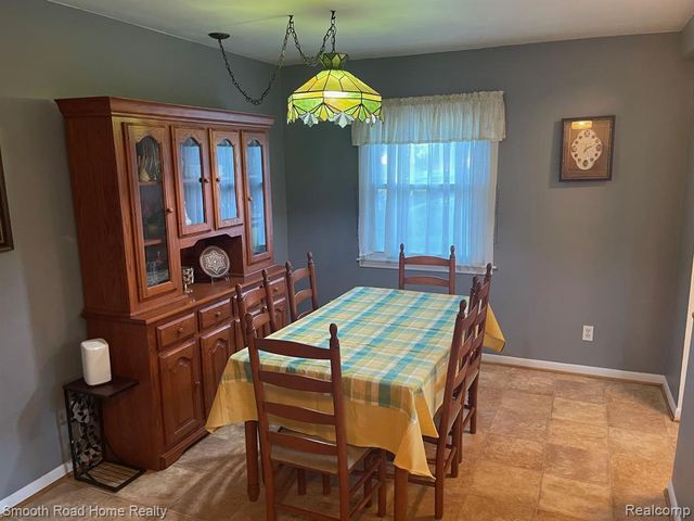 1414 Fairway Court, Dearborn, MI 48124