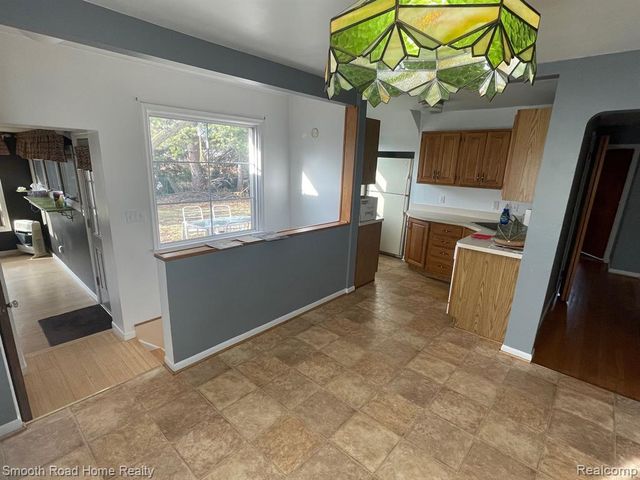 1414 Fairway Court, Dearborn, MI 48124