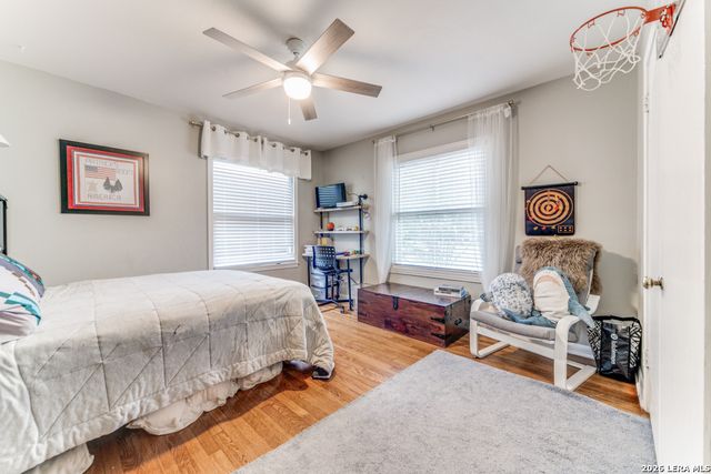 417 Brees Blvd, San Antonio, TX 78209