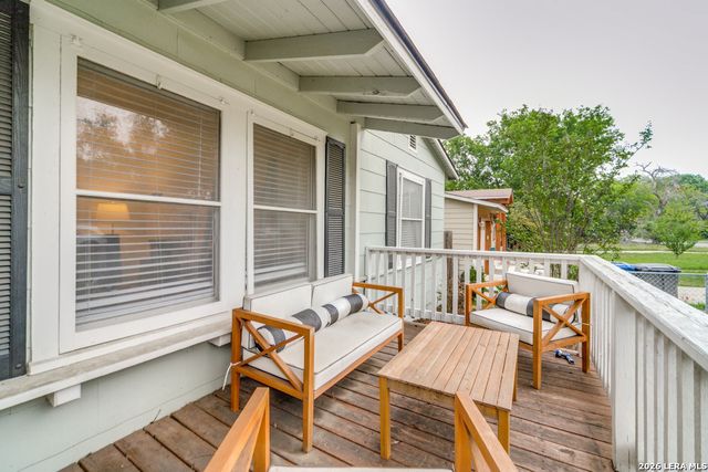417 Brees Blvd, San Antonio, TX 78209