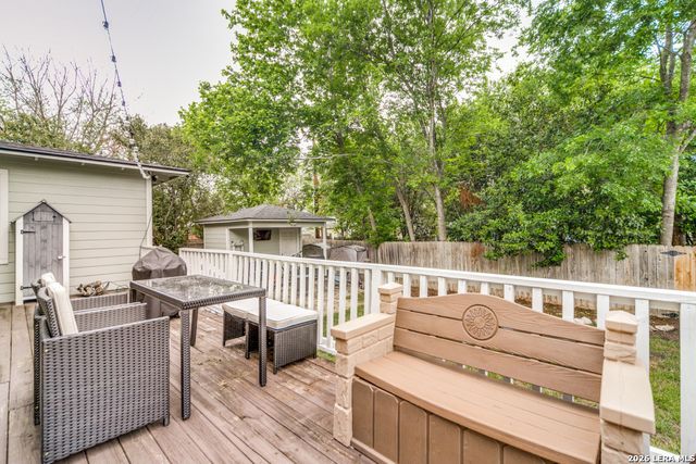 417 Brees Blvd, San Antonio, TX 78209