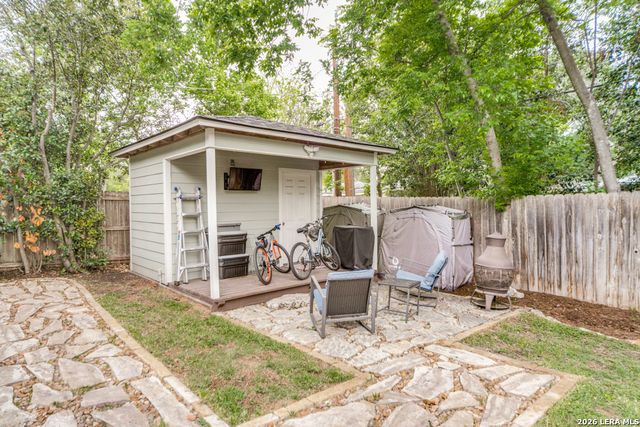 417 Brees Blvd, San Antonio, TX 78209