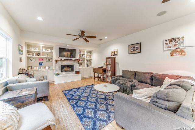 417 Brees Blvd, San Antonio, TX 78209