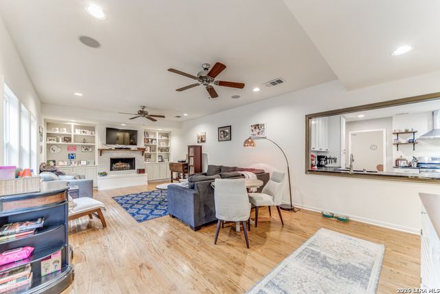 417 Brees Blvd, San Antonio, TX 78209