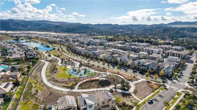 242 Goldfinch, Rancho Mission Viejo, CA 92694