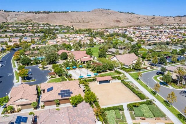 242 Goldfinch, Rancho Mission Viejo, CA 92694