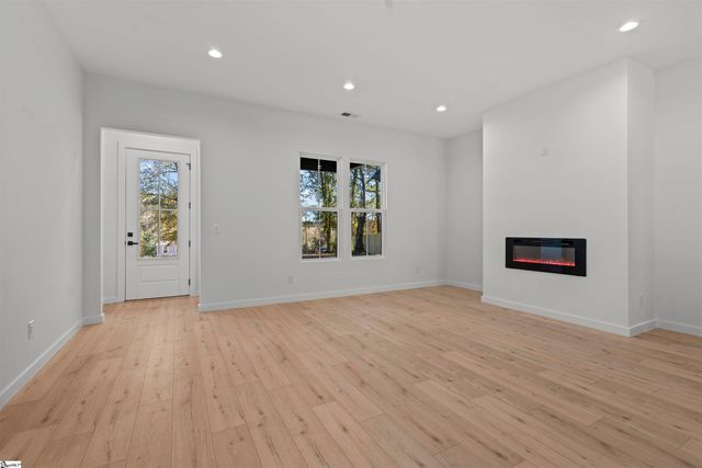 1356 Old Canaan Road, Spartanburg, SC 29306